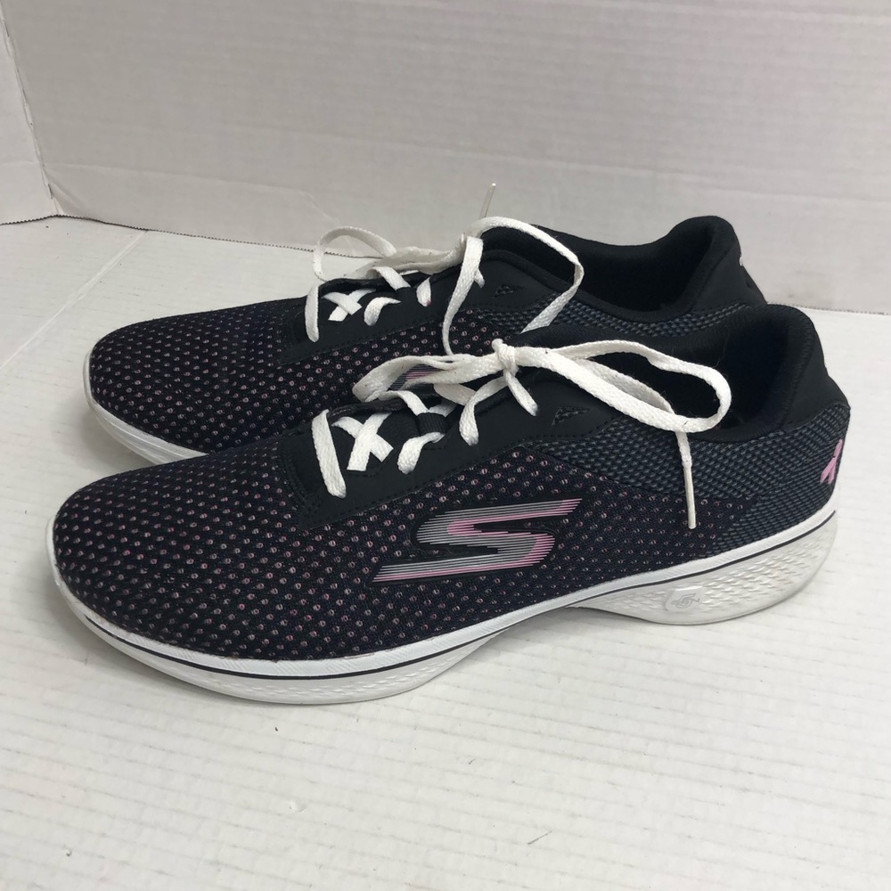 Skechers Sneakers Womens Size 10 Black Go Walk 4 Glorify 14181 Casual Shoes